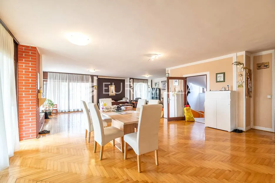 Vrhovec, Vidovčica funkcionalna kuća 433 m² - Zagreb