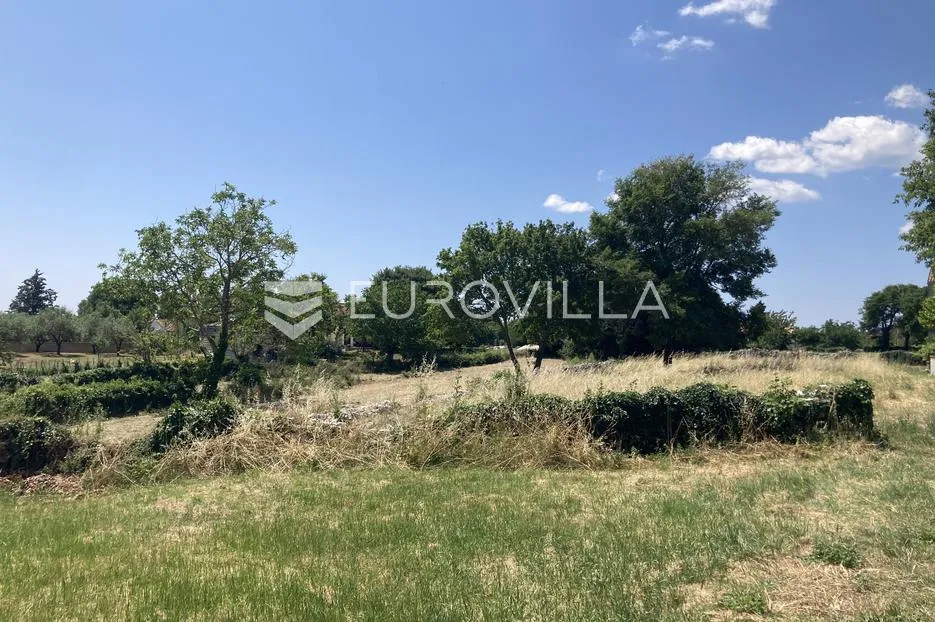istra, puntera, građevinsko zemljište 837 m² na super lokaciji u centru mjesta - slika 3