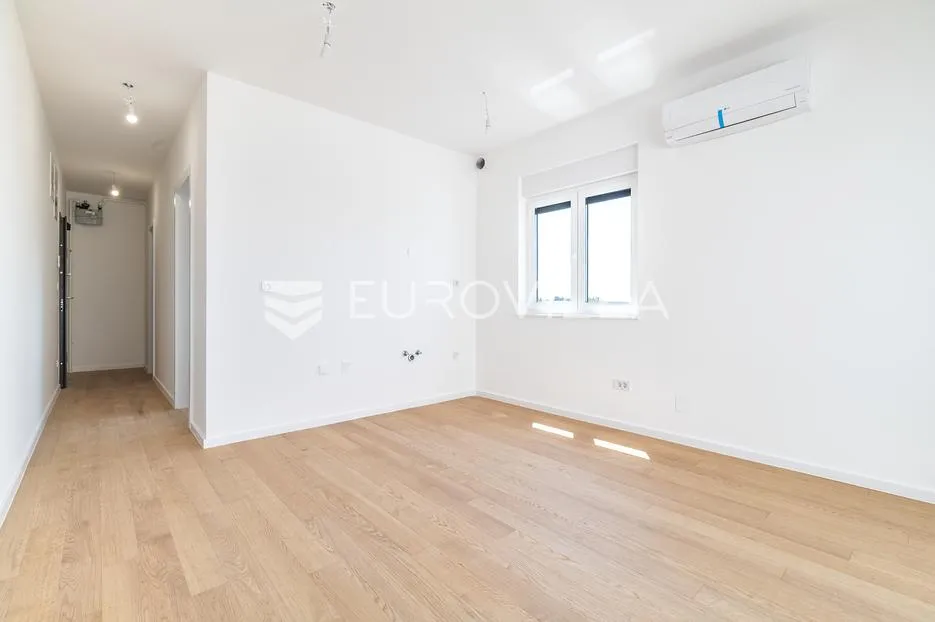 zagreb, trnava, dvosoban stan na trećem katu 40 m² novogradnja - slika 2