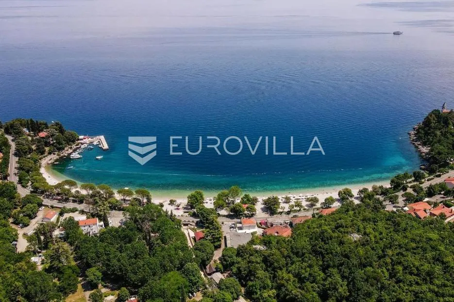 Lovran, Medveja, odlična investicija, kuća sa četiri apartmana - Medveja, Lovran