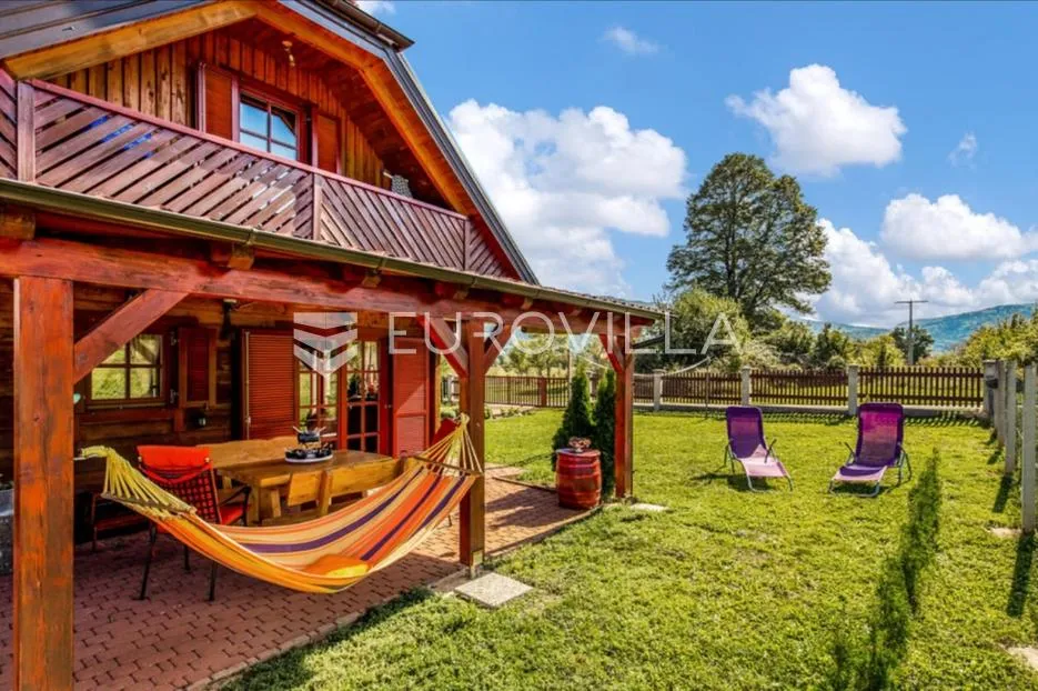 otočac, ličko lešće, drvena kuća za odmor s bazenom, parcela 1623 m² - slika 4