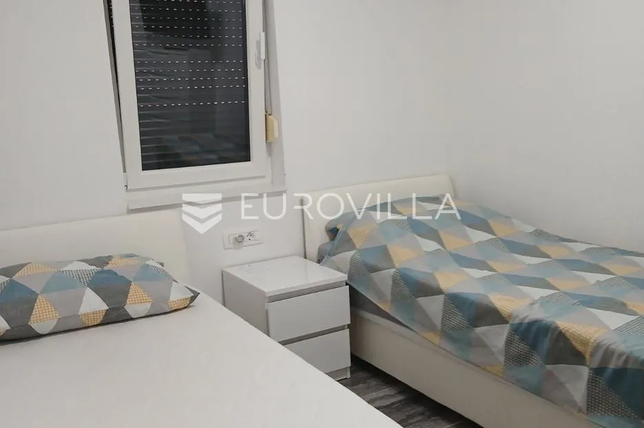 vir, trosoban stan u prizemlju s vrtom na izvrsnoj lokaciji - slika 5