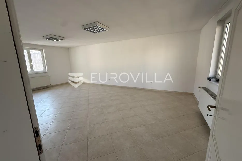 vinkovci, lenije, poslovno, stambena zgrada 700 m² - slika 29