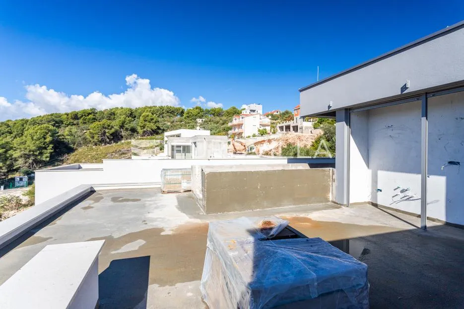trogir, čiovo, ekskluzivan penthouse s privatnim bazenom - slika 21