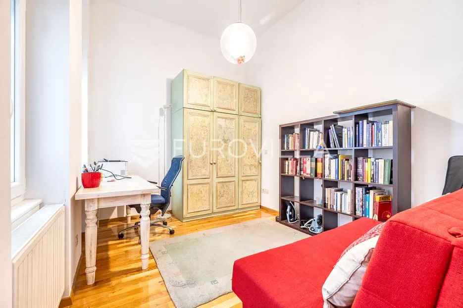 zagreb, centar, predivan trosoban građanski stan, 96 m² - slika 11