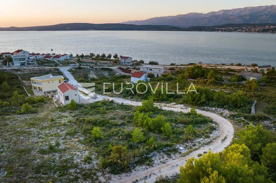 zadar, novigrad, atraktivno građevinsko zemljište 1400 m² od mora - slika 4