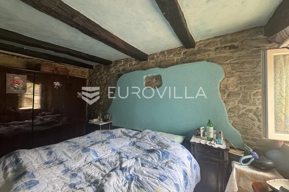 istra, gržani, kuća u nizu, štala s pogledom na butonigu, zemljište - slika 7