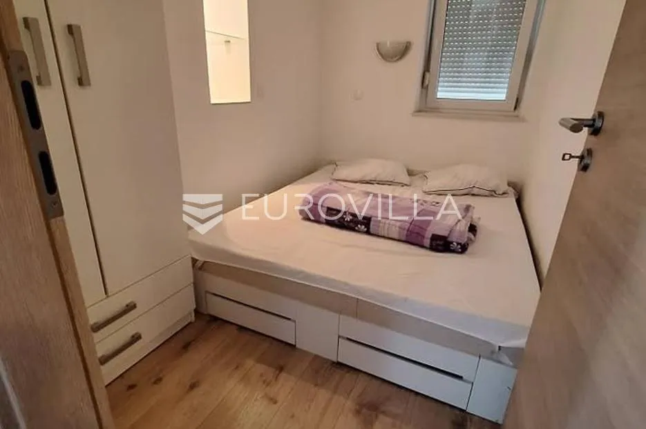 rijeka, bulevard, stan 34 m² s okućnicom i pogledom na more - slika 9