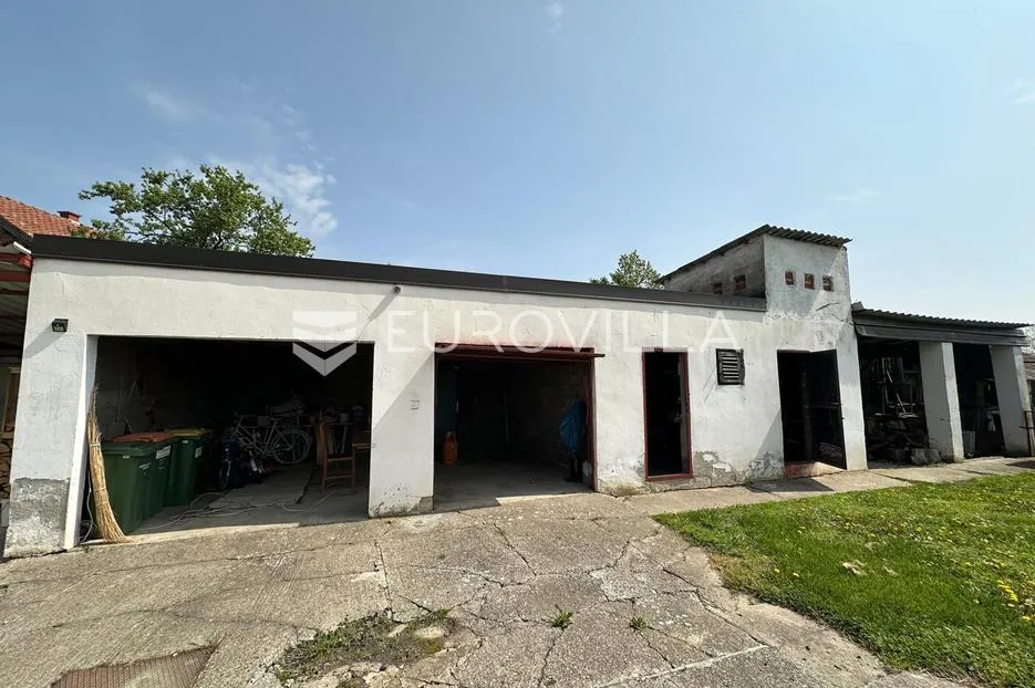 vukovar, sotin, kuća s poslovnim prostorom i velikom parcelom 3.675 m² - slika 17