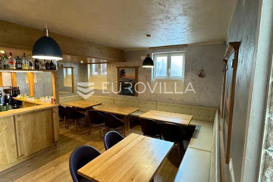 istra, umag, uhodana konoba površine 120 m² s vanjskom terasom površine 130 m² - slika 3
