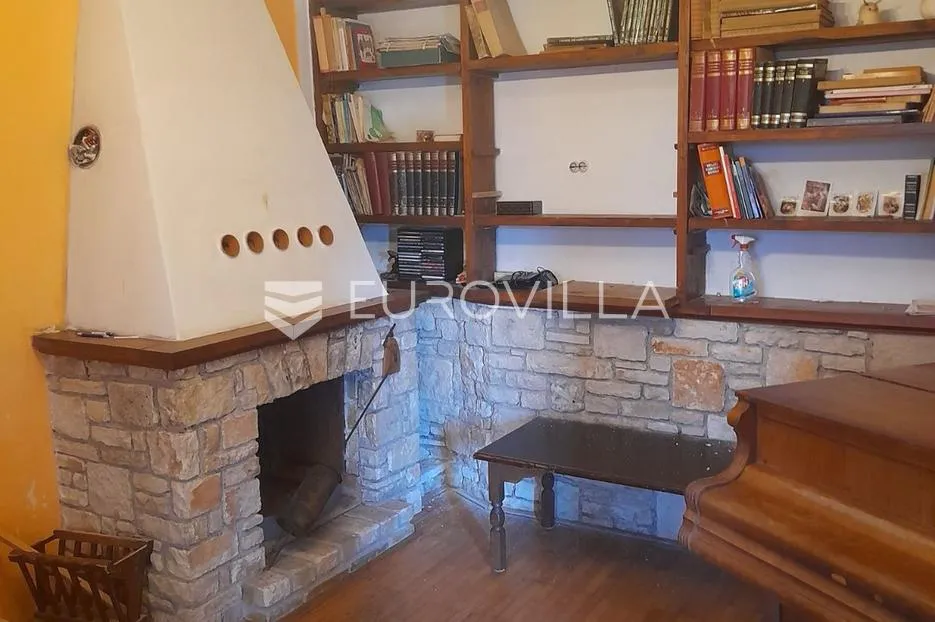 istra, medulin, kamena kuća za renovaciju 400 m od mora - slika 4