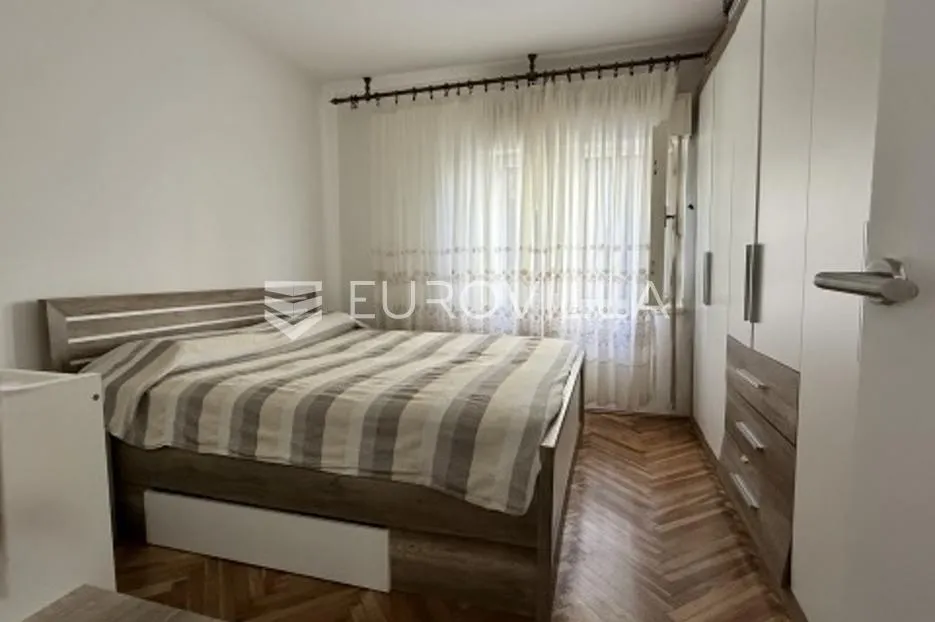 rijeka, podmurvice, stan površine 56 m², adaptiran - slika 5