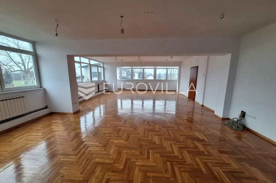 karlovac, stambeno poslovna zgrada 1000 m², višenamjenska mogućnost - slika 6