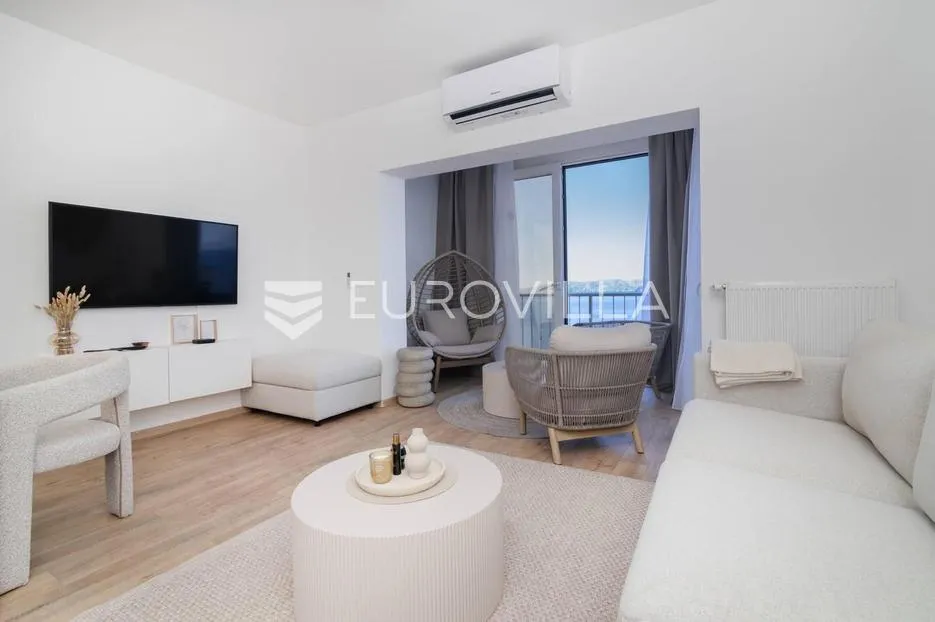senj, dvosoban stan 62 m² s pogledom na more, udaljen od plaže 80 m - slika 13