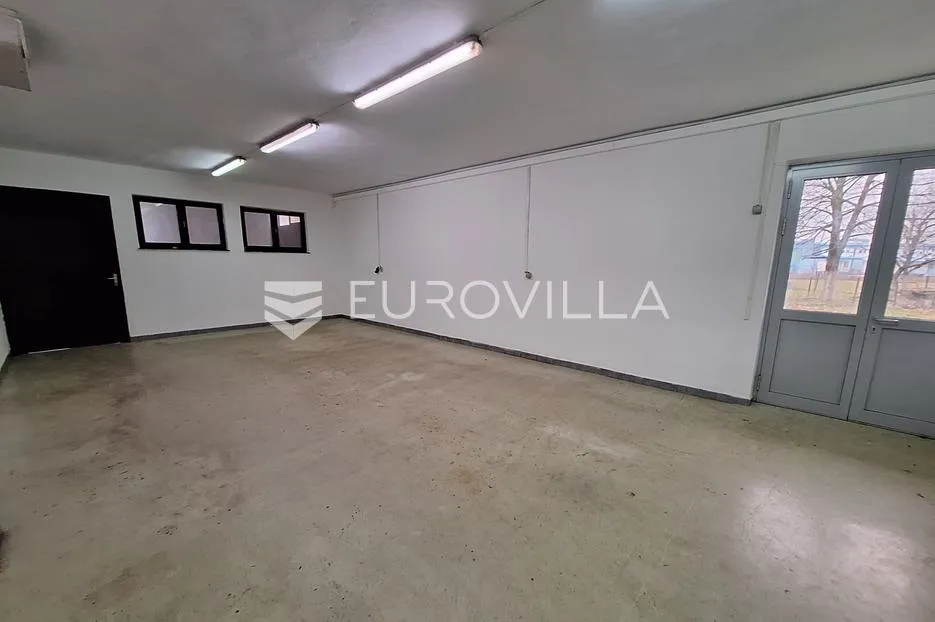 karlovac, stambeno poslovna zgrada 1000 m², višenamjenska mogućnost - slika 2