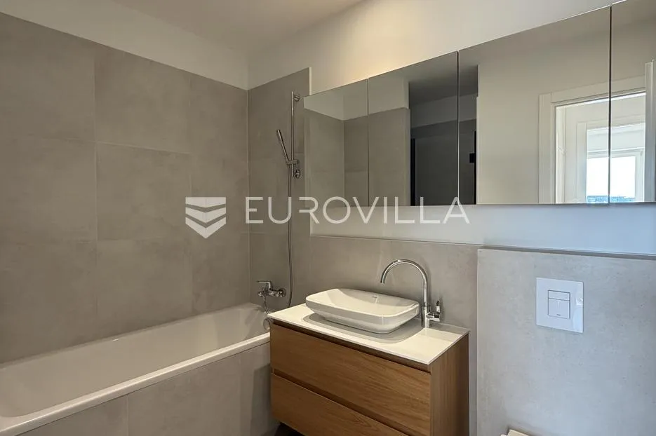 zagreb, vmd heinzelova, luksuzan trosoban stan 94 m², 2 parkinga - slika 8