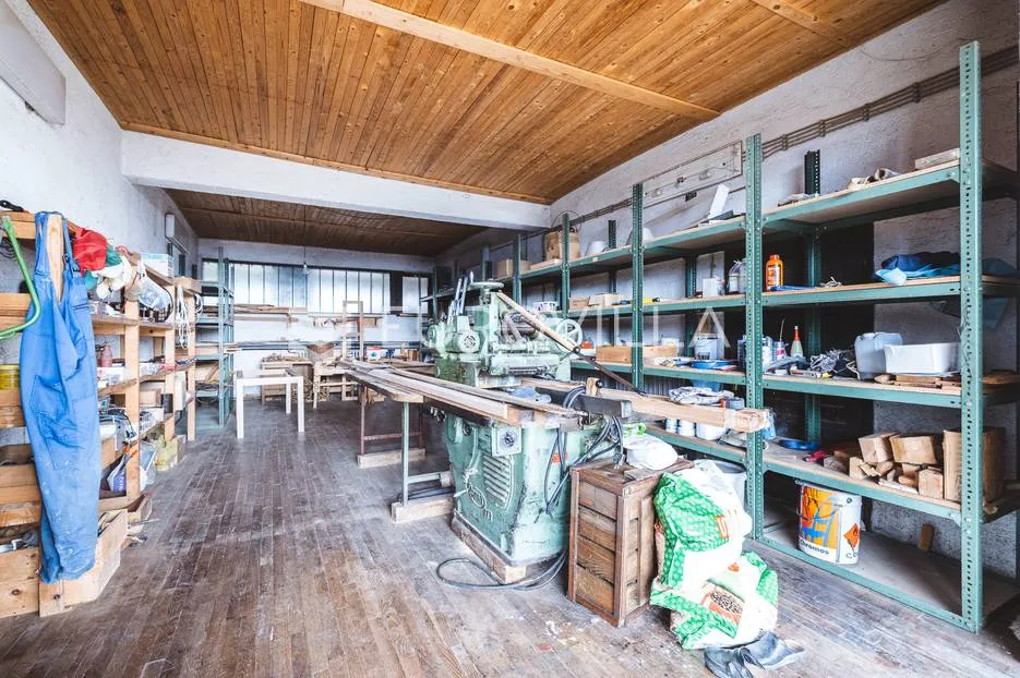 okolica zagreba, donji stupnik stambeno-poslovni objekt sa zemljištem 1230 m2 - slika 12
