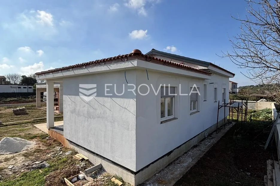 pula, monte turco, šarmantna prizemnica s vrtom - slika 3
