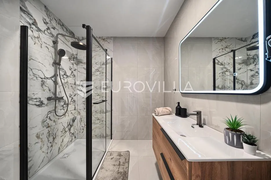 kaštel novi, novoizgrađena vila za dugoročni najam - slika 19
