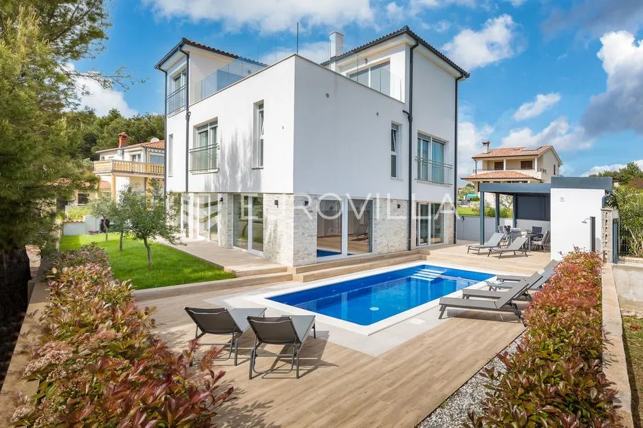 istra, fažana elegantna samostojeća vila s pogledom na brijune - slika 13