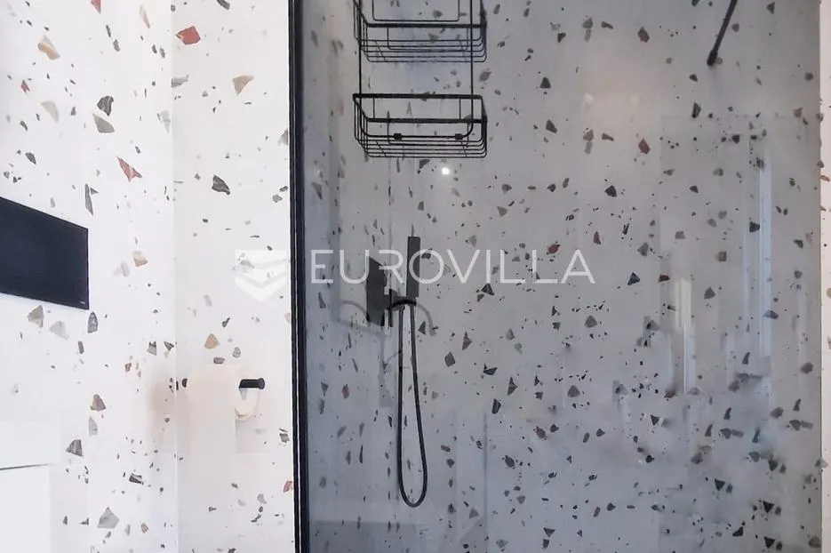 zadar, kožino, moderna vila s bazenom i pogledom na more - slika 23