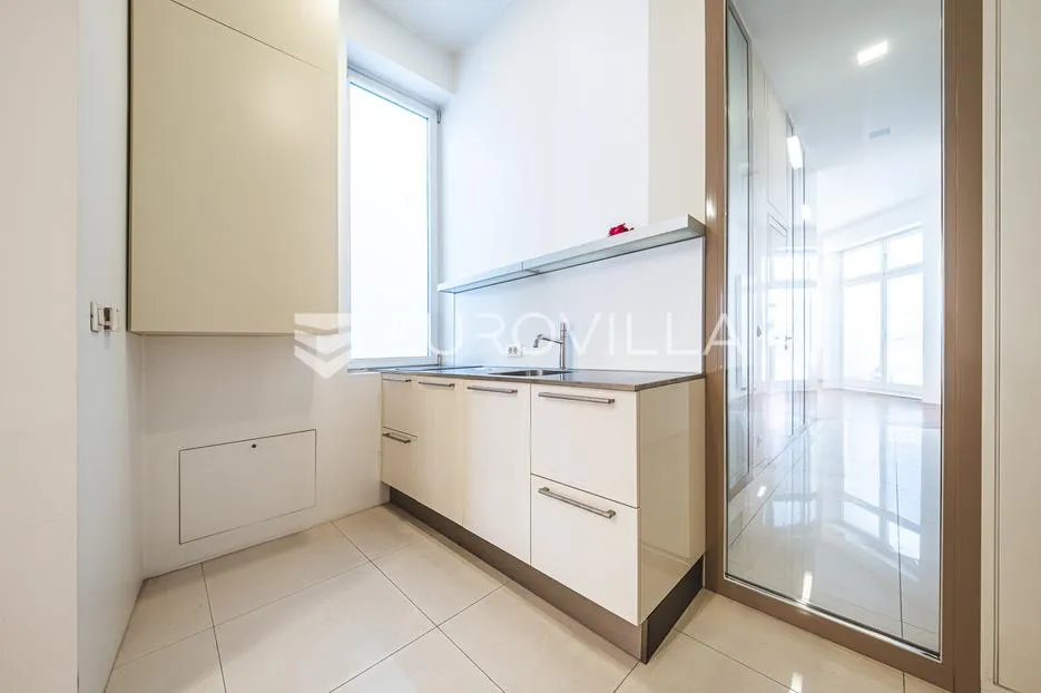 zagreb, centar, prekrasan trosoban stan u strogom centru, 124 m2 - slika 6