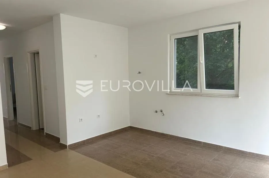 otok rab, palit, dvosoban stan na mirnoj lokaciji, 400 m od mora, blizina starog grada - slika 3