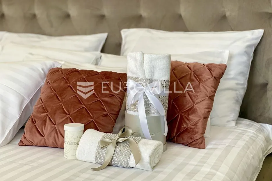 istra, pula, luksuzan, moderno opremljen trosoban stan 85 m² - slika 34