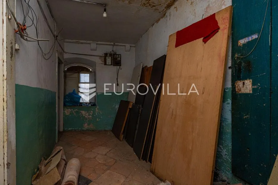 dubrovnik, stari grad, kuća za adaptaciju - slika 4
