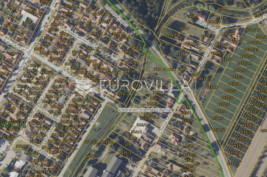 Vinkovci, Mala Bosna, građevinsko zemljište površine 845 m²