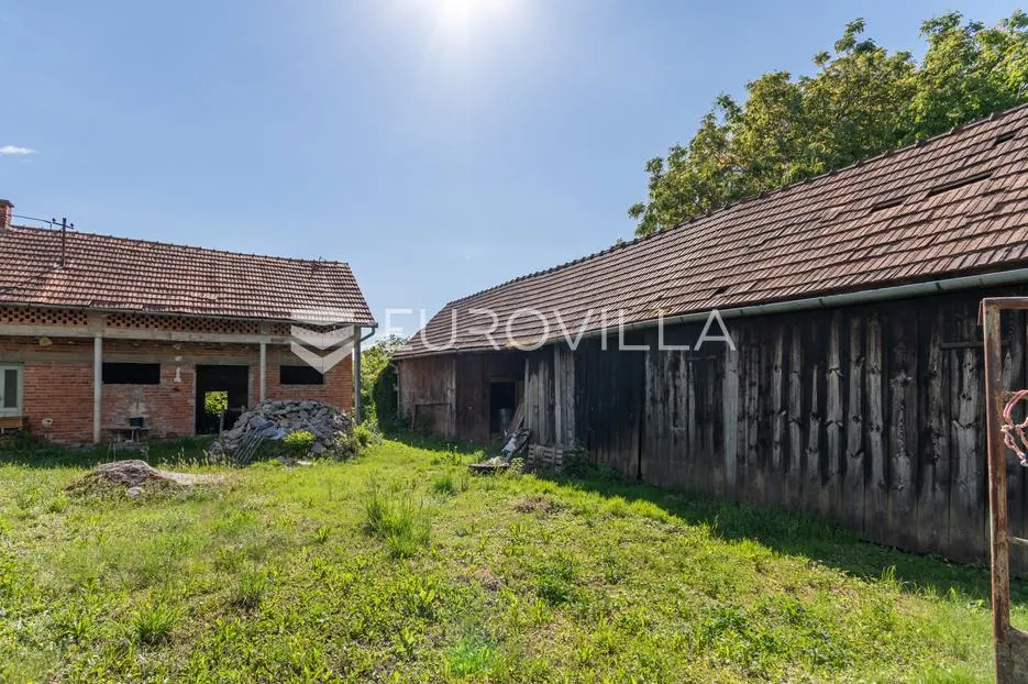 ivanec, bedenec, kuća za adaptaciju na velikom imanju - slika 5