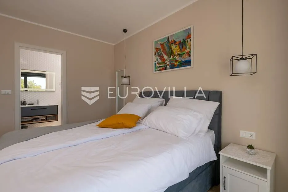 istra, krnica, moderna samostojeća kuća s bazenom i pogledom na more, 200 m² - slika 33