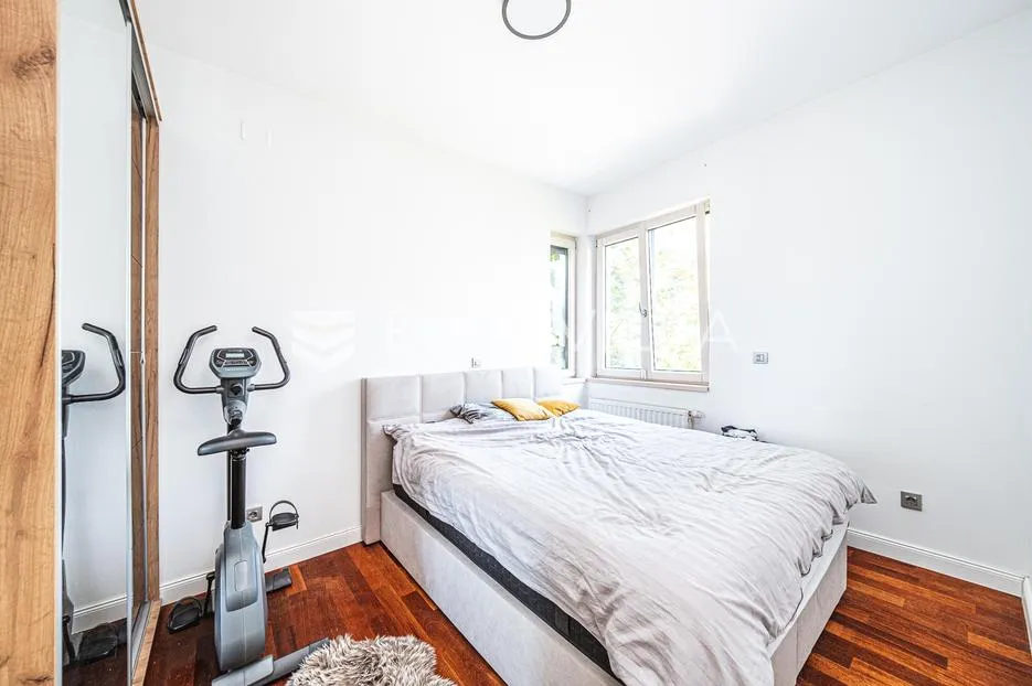 zagreb, zelengaj, trosoban stan, 94 m² s loggiom i 2 parking mjesta - slika 9