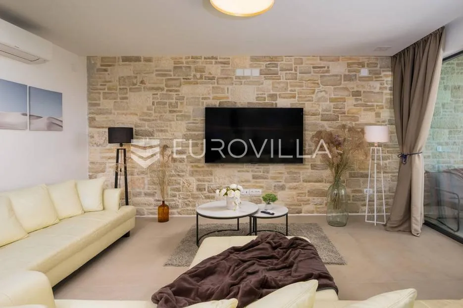 rovinj, rovinjsko selo - luksuzna vila na izoliranoj lokaciji - slika 22