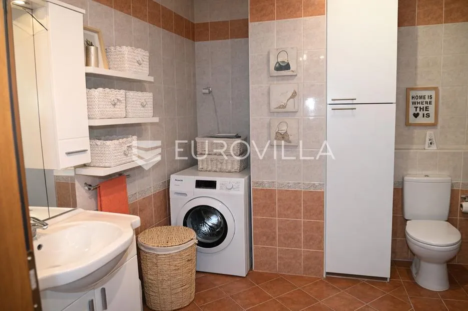 vinkovci, centar, dvosoban stan na izvrsnoj lokaciji u pješačkoj zoni, 78.71 m², 2. kat - slika 12