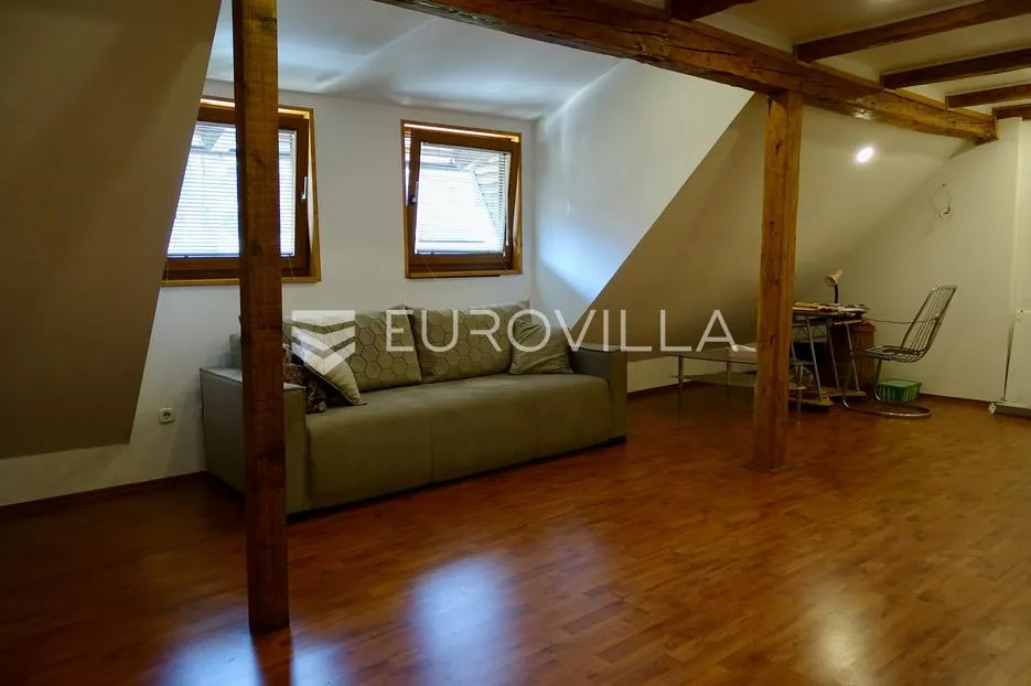 delnice, dvojna kuća površine 100 m² blizu centra u mirnom susjedstvu - slika 22