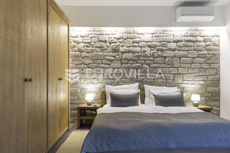 istra, labin, prekrasna vila s pogledom na more prepuna sadržaja - slika 21