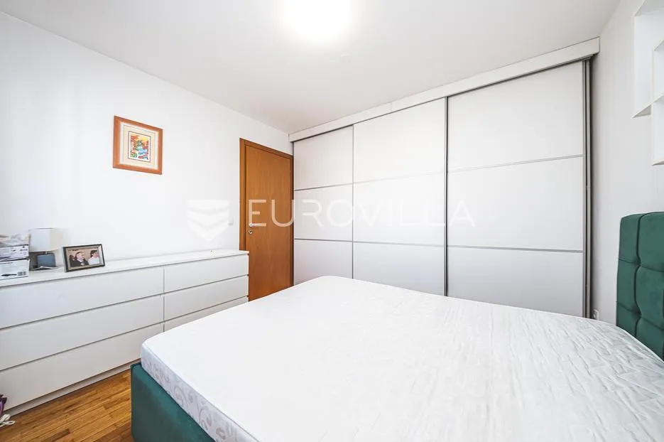 zagreb, bleiweisova, prekrasan dvosoban stan 55 m² - slika 6