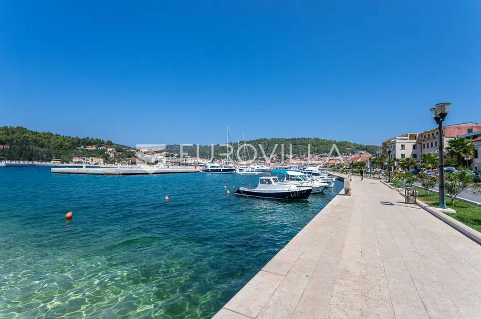 korčula, atraktivno građevinsko zemljište površine 2371 m² - slika 14