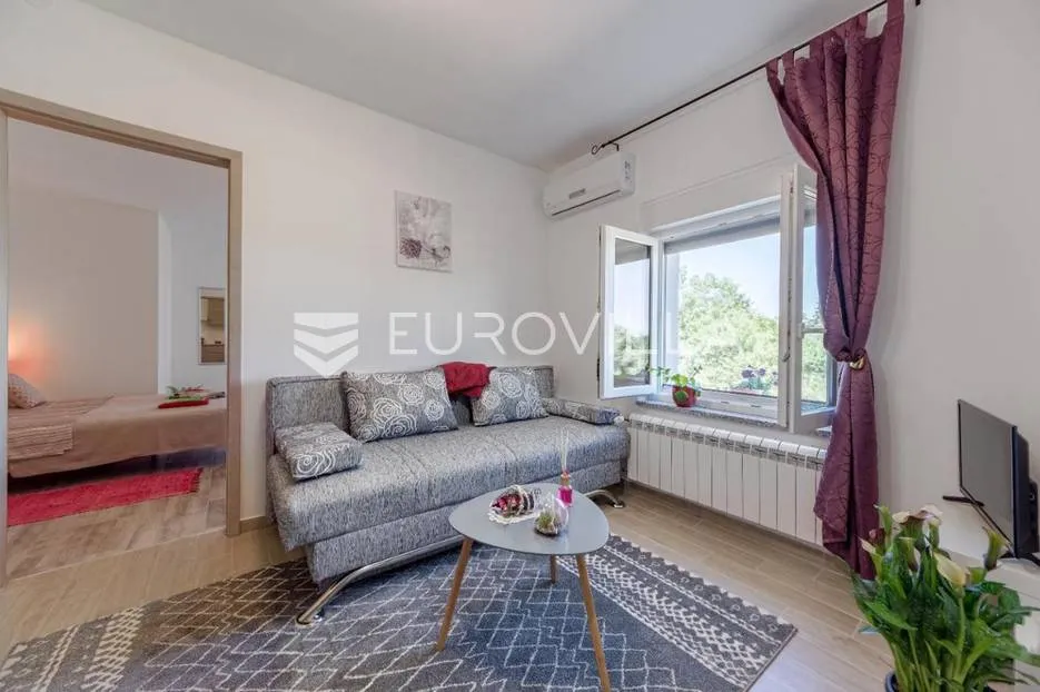 pula, apartmanska kuća na izoliranoj lokaciji - slika 31