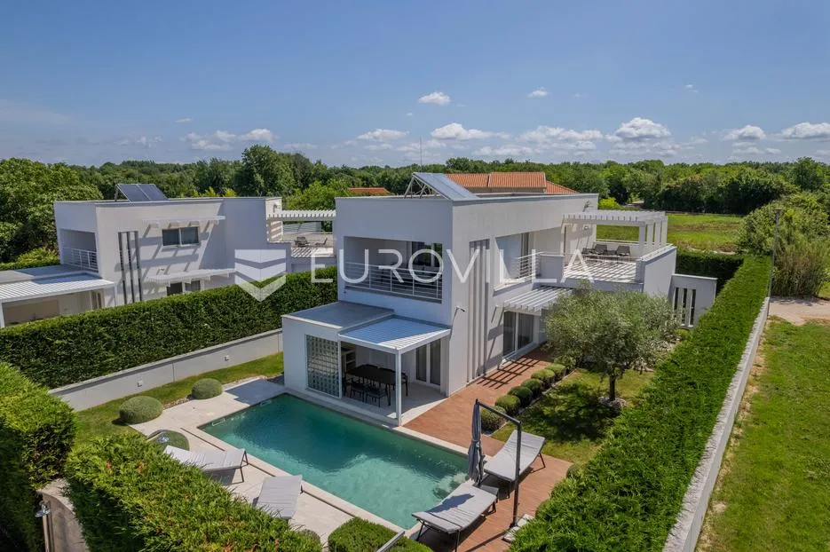 istra, funtana, moderna vila 180 m² s bazenom i privatnim parkingom - slika 21