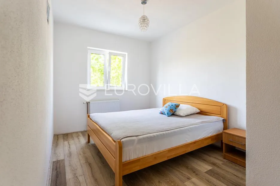 split, kamen, samostojeća kuća ukupne bruto površine 492 m² - slika 21