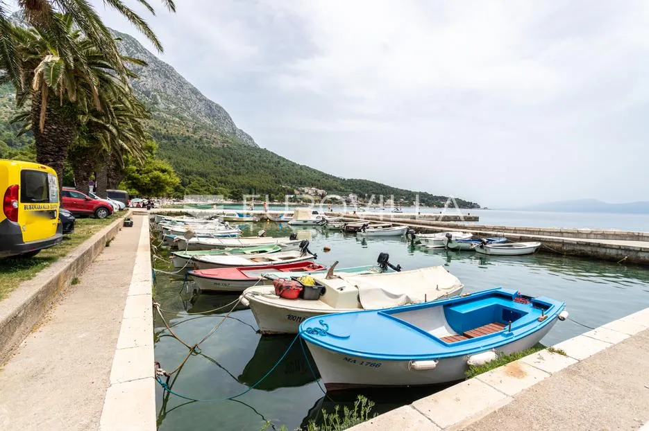 Zaostrog, apartmanska kuća prvi red do mora - Zaostrog, Gradac
