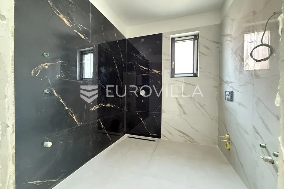 pula, pješčana uvala, četverosobni stan novogradnje 1. kat, 95.50 m², 450 m od mora - slika 6