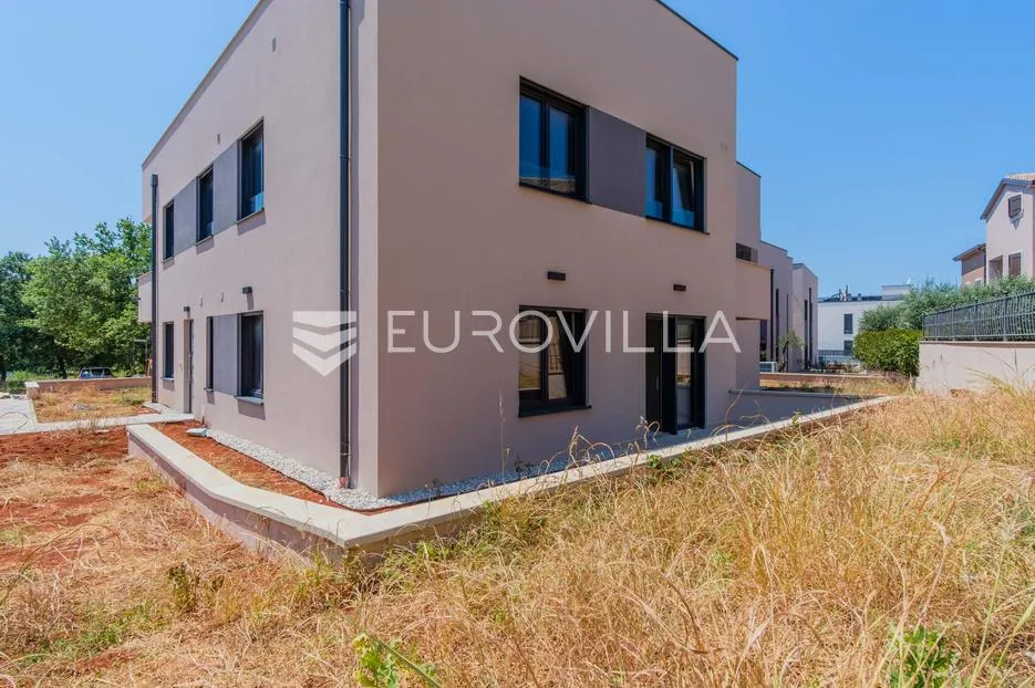 istra, poreč, trosoban stan s vrtom - slika 5