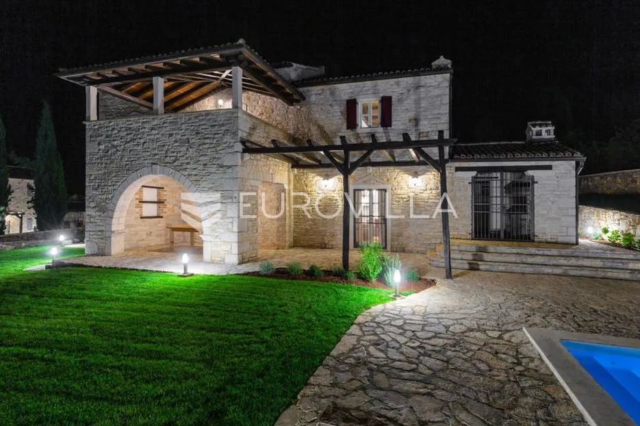istra, tinjan, elegantna kamena vila s bazenom, iznimne kvalitete gradnje - slika 4