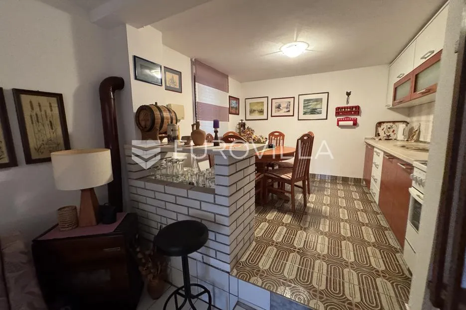 mandićevac, prekrasna vikendica 115 m² sa vinogradom i voćnjakom - slika 18