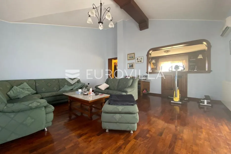 istra, umag, uhodani restoran s potencijalom - slika 10