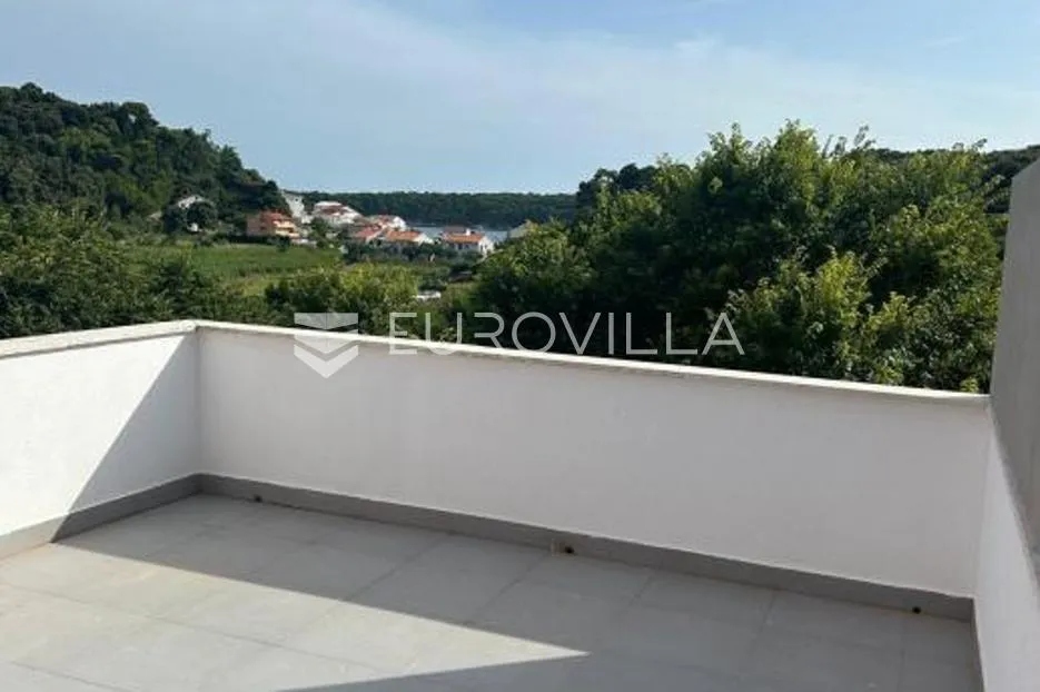 otok rab, palit, dvoetažni apartman s velikom terasom, 400 m od mora - slika 10
