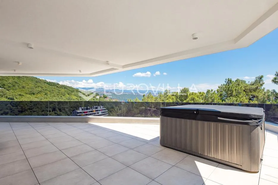 opatija, centar, atraktivan četverosoban penthouse u novogradnji s pogledom na more nkp 246 m2 - slika 2